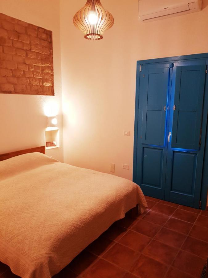 B&B-Le Rondini Монсеррато Экстерьер фото