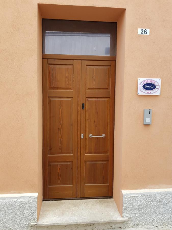 B&B-Le Rondini Монсеррато Экстерьер фото