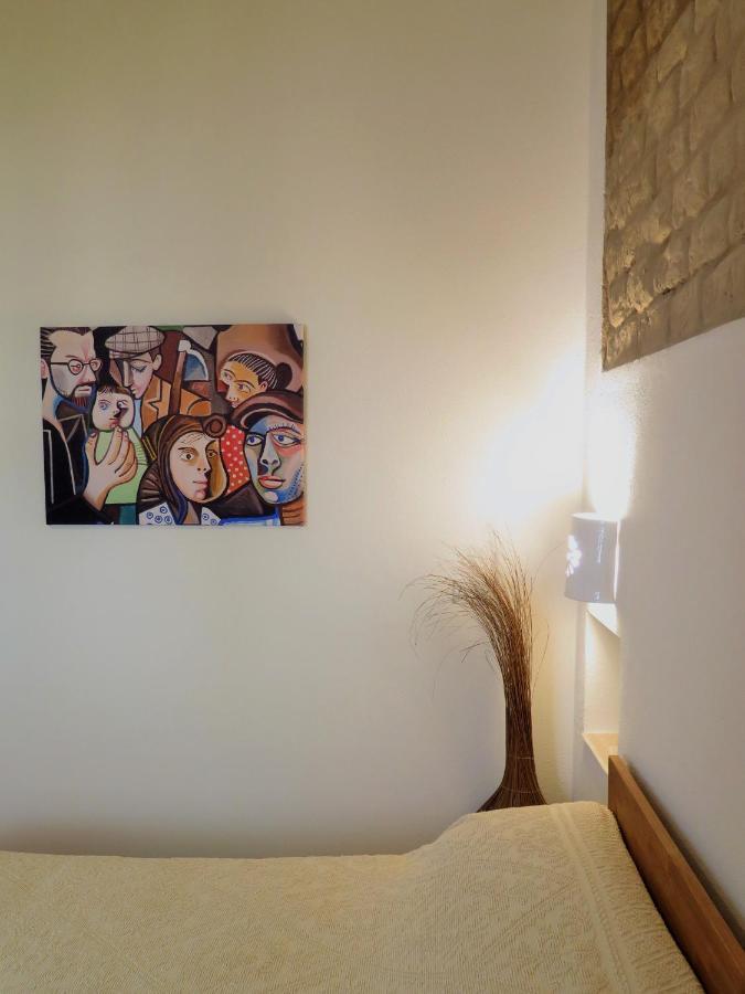 B&B-Le Rondini Монсеррато Экстерьер фото